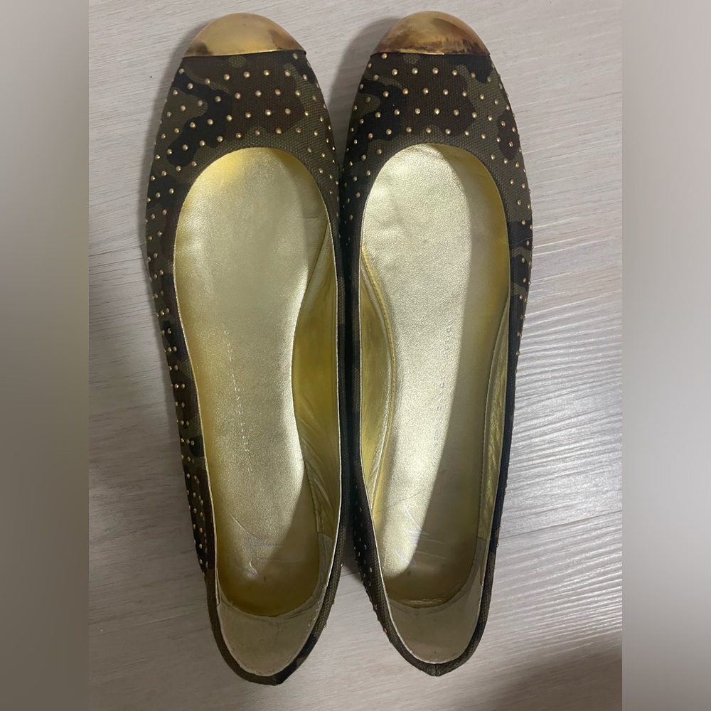 Giuseppe Zanotti Camo Studded gold metal tip flat Sz:40